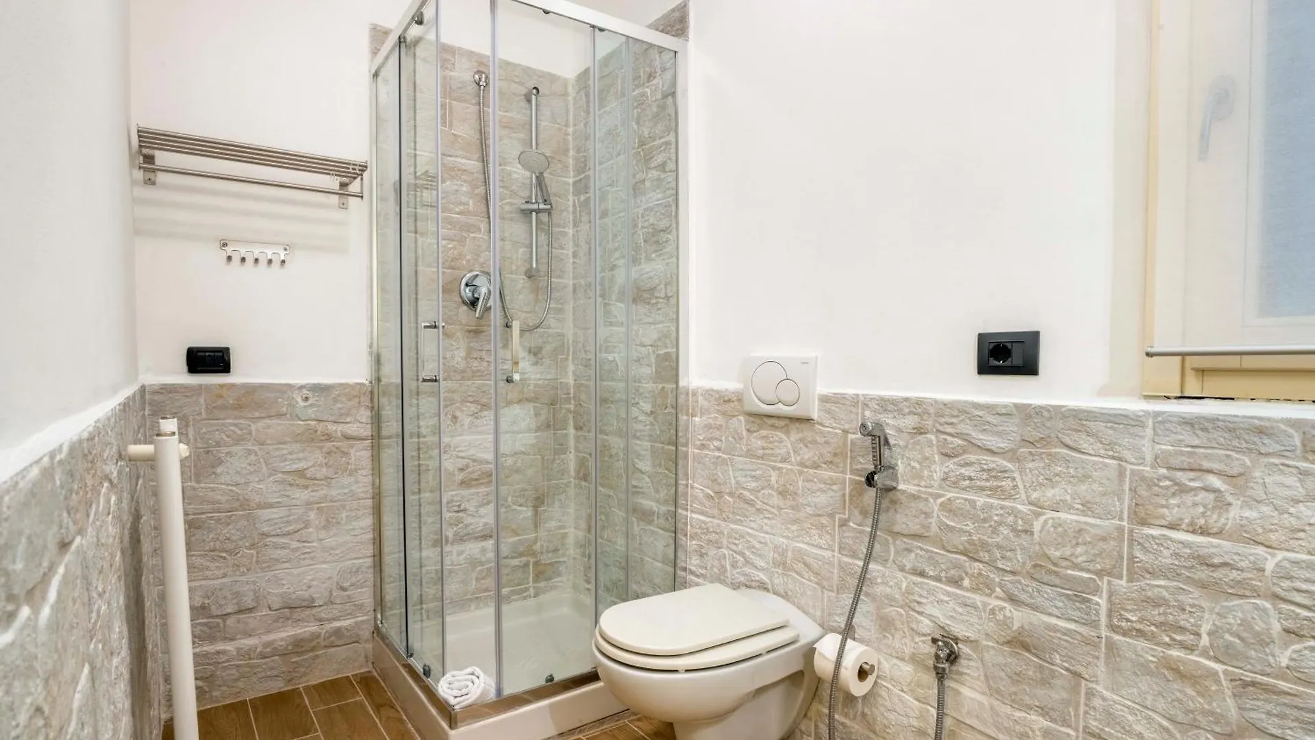 Luvi - Pollaiuolo Apartment Milan